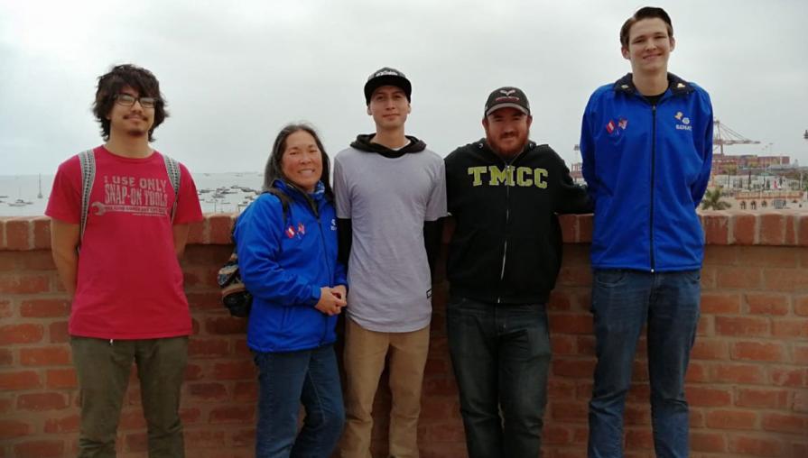 Group of TMCC students in Peru.