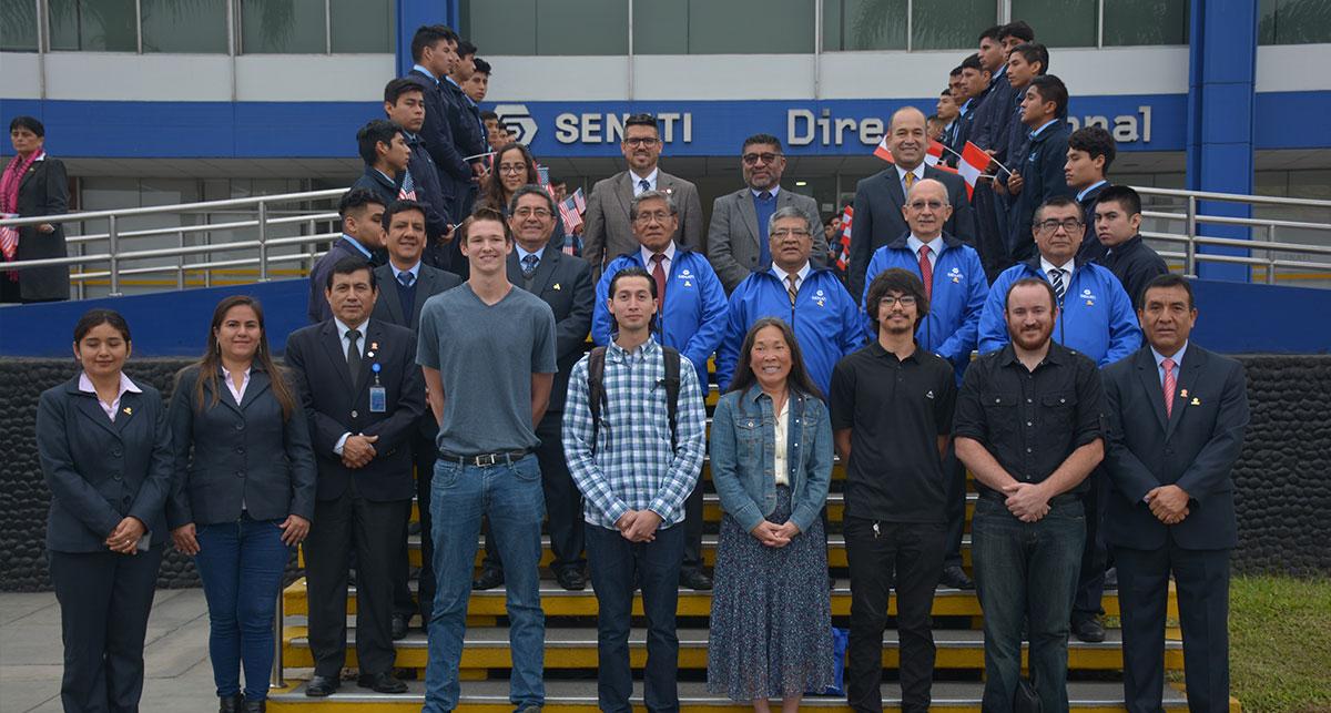 TMCC students and staff at the SENATI Institute