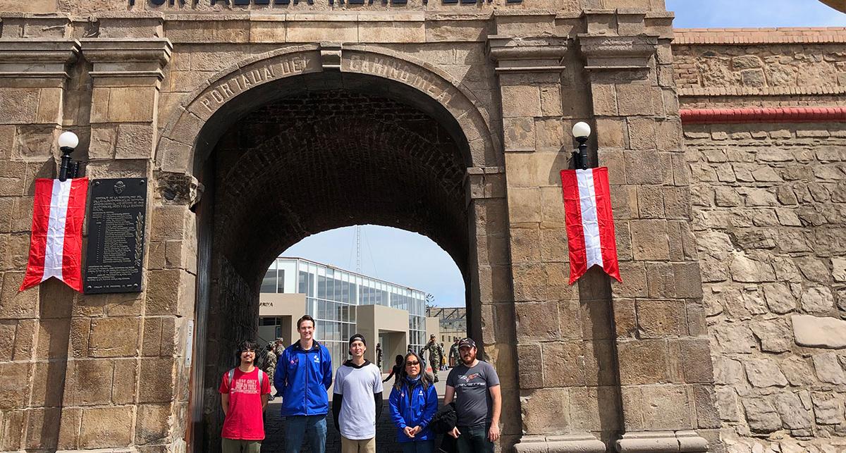 Students at Lima historical site.