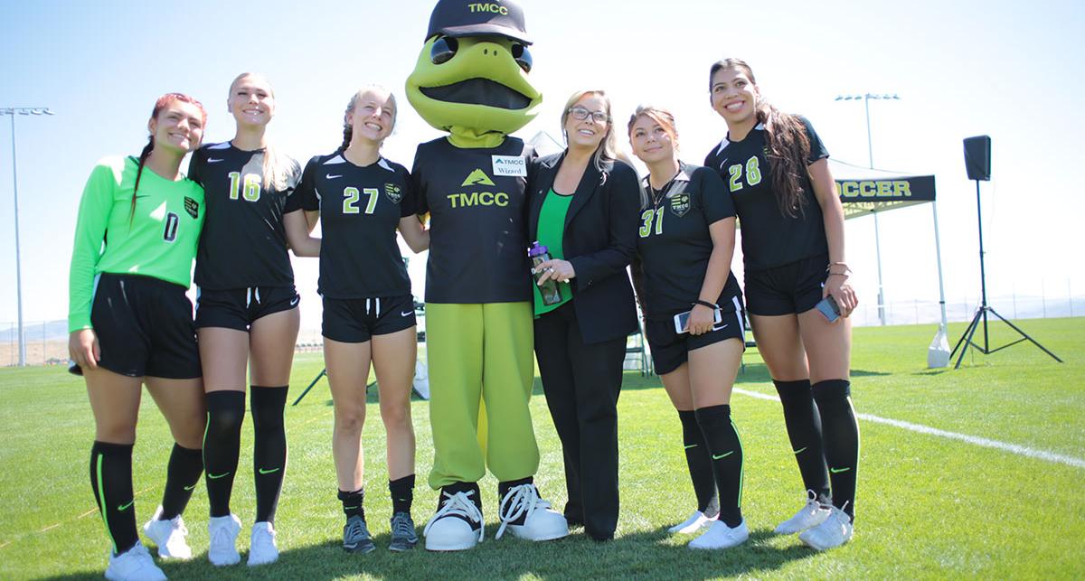 Reno Mayor Schieve joins Wizard and student-athletes from the women’s squad.