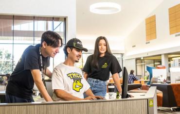 Students getting help in the Learning Commons